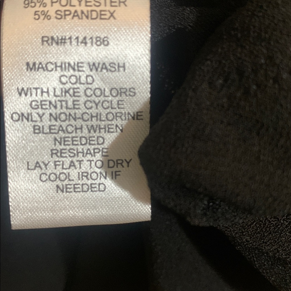 🖤🖤ADORABLE FEMININE PLUS SIZE 1X PULLOVER SPARKLE TOP!🖤🖤 - Picture 5 of 5